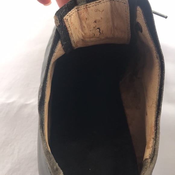 Italian made bought in Italy! Vintage black leather with gray Swede trim shoes - Picture 5 of 8